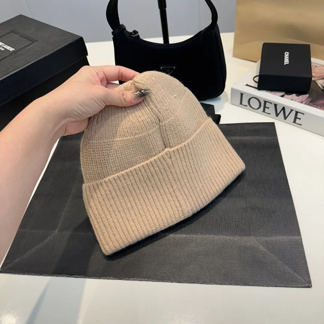 P60 Croxin new knitted beanie